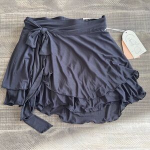 Blogilates Dance studio Wrap Skirt- size small